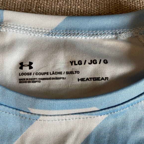 Under Armour Tee - Picture 3 of 3